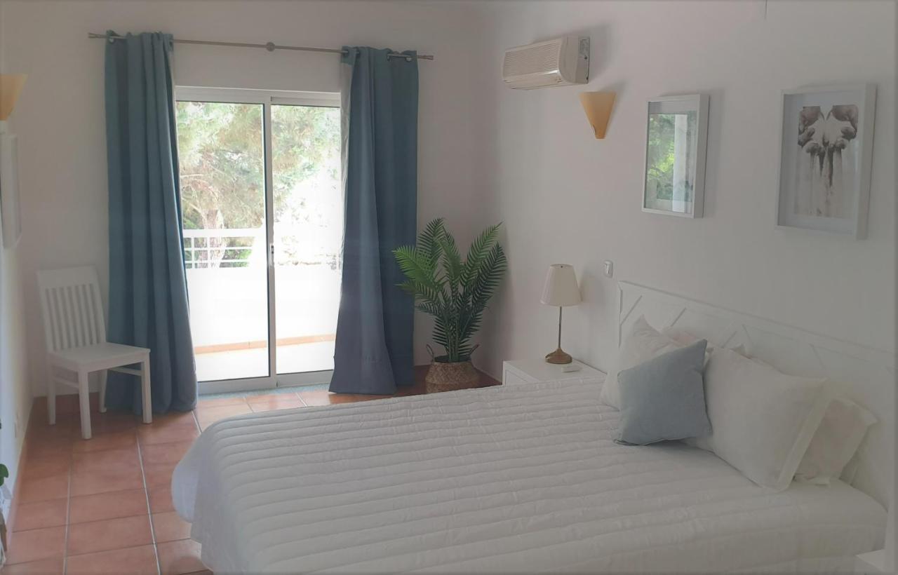 Apartment Vila Mos In Porto Mos Beach ラゴス エクステリア 写真